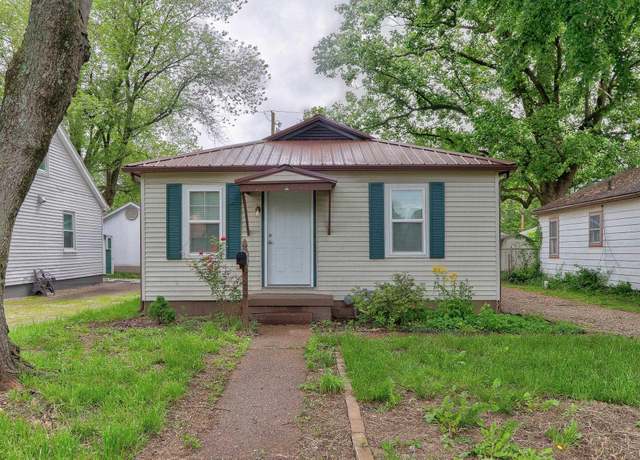 Property at 2559 Longworth Ct, Evansville, IN 47711, 3 beds, 1 bath
