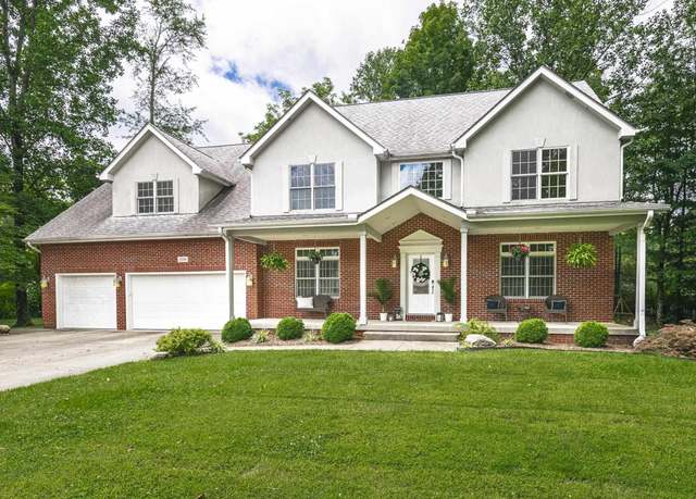 Property at 3900 E Breckenmore Dr, Bloomington, IN 47401, 4 beds, 3.5 baths