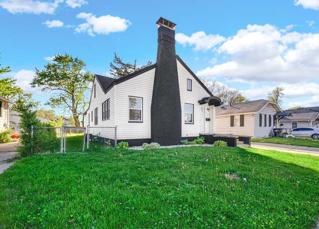 Property at 1727 Lane Ave, Elkhart, IN 46517, 3 beds, 2 baths