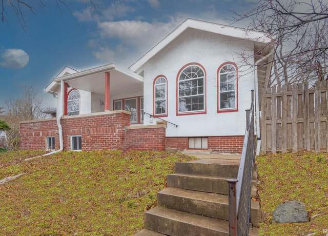 Property at 915 E 1st St, Bloomington, IN 47401, 3 beds, 2 baths