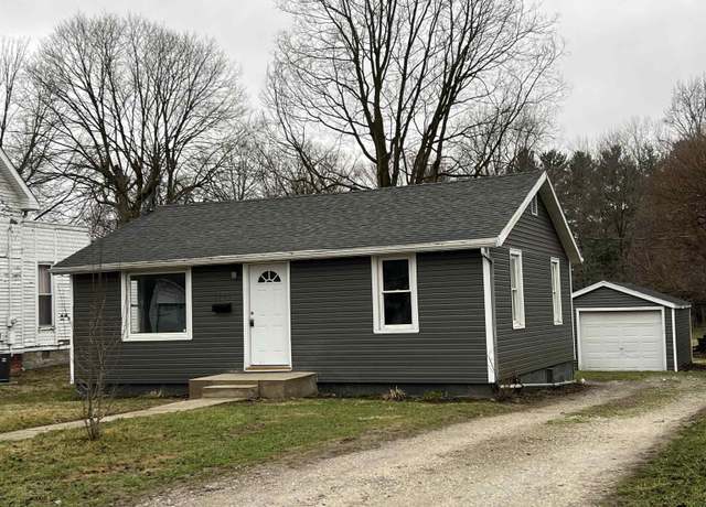 Property at 1105 Danville Ave, Crawfordsville, IN 47933, 4 beds, 1 bath