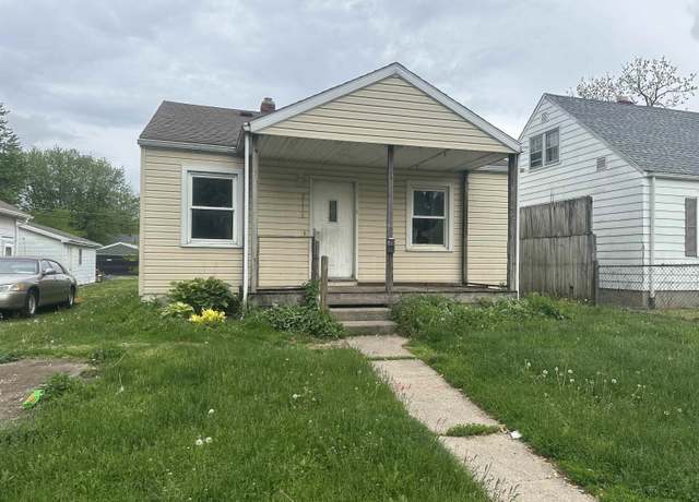 Property at 2116 S Beacon St, Muncie, IN 47302, 2 beds, 1 bath