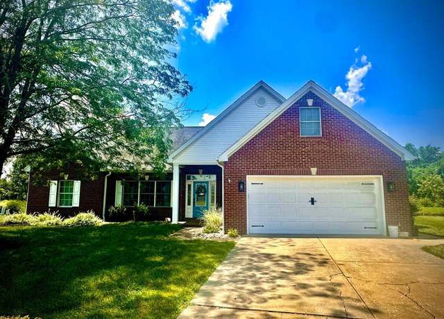 Property at 6421 Danville Ct, Newburgh, IN 47630, 4 beds, 3 baths