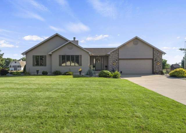 Property at 1820 N Etna Rd, Columbia City, IN 46725, 5 beds, 3 baths