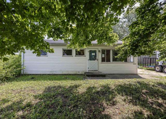 Property at 3220 S Memorial Dr, New Castle, IN 47362, 3 beds, 1 bath