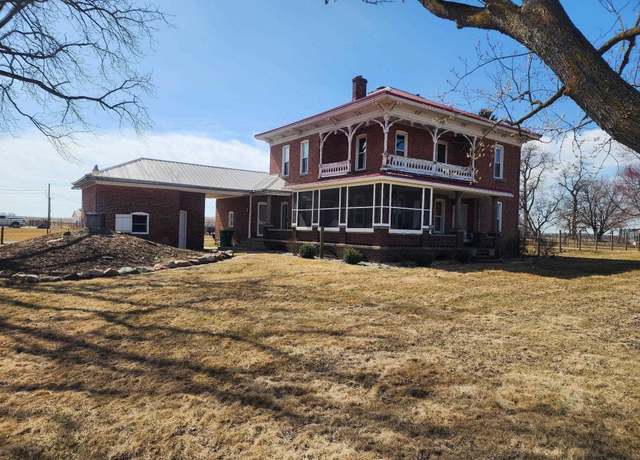 Property at 9671 W 200 S, Mentone, IN 46539, 4 beds, 2 baths