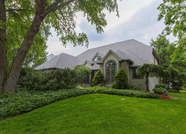 Property at 15789 Clarendon Hills Dr, Granger, IN 46530, 4 beds, 3.5 baths
