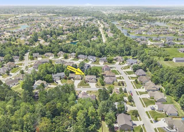 Property at 13325 Della Furba Ct, Fort Wayne, IN 46845, 5 beds, 3.5 baths