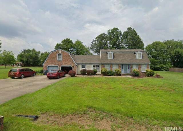 Property at 2390 Viehe Dr, Evansville, IN 47725, 4 beds, 2.5 baths