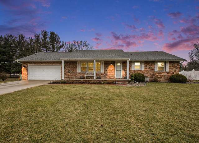 Property at 10659 Dennis Dr, Plymouth, IN 46563, 3 beds, 2 baths