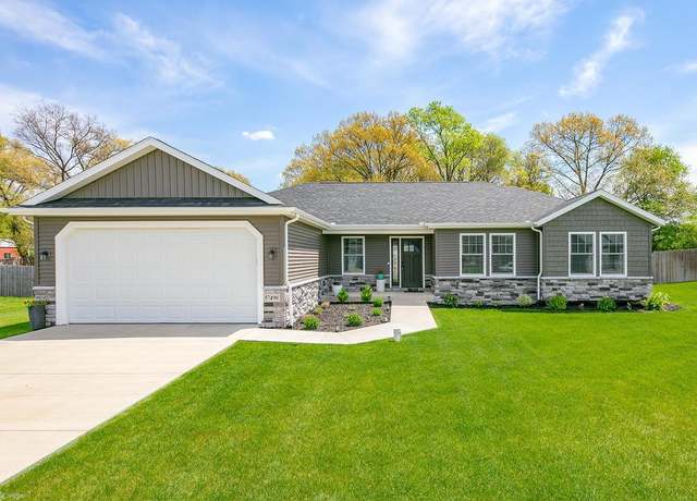 Property at 57490 Charlie Dr, Elkhart, IN 46517, 4 beds, 3 baths