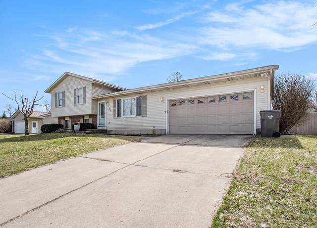 Property at 24802 Johannes Ct, Elkhart, IN 46514, 3 beds, 2 baths