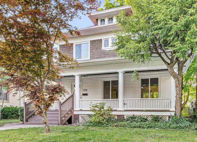 Property at 209 Marquette Ave, South Bend, IN 46617, 4 beds, 1.5 baths