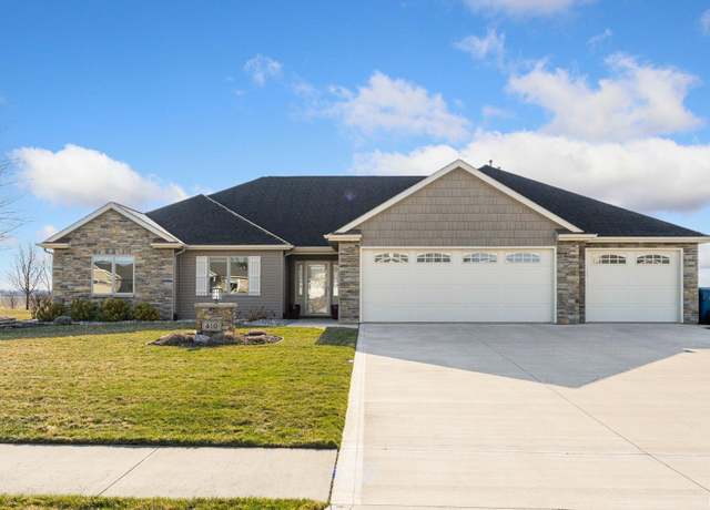 Property at 410 Thoroughbred Ln, Auburn, IN 46706, 3 beds, 2.5 baths