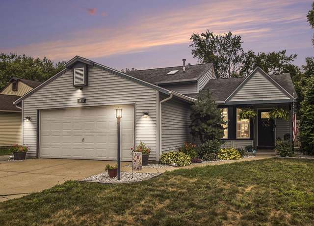 Property at 1836 Woodland Dr, Elkhart, IN 46514, 3 beds, 2 baths