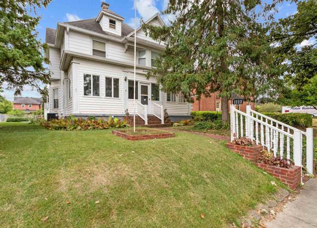 Property at 1111 W Walnut St, Kokomo, IN 46901, 3 beds, 1.5 baths