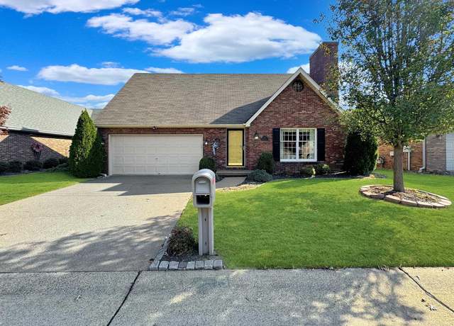 Property at 218 Shane Ct, Evansville, IN 47715, 3 beds, 2.5 baths