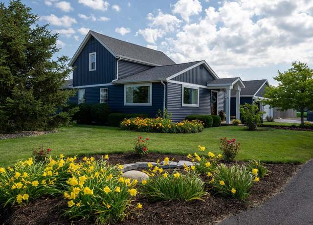 Property at 10809 S State Road 105, South Whitley, IN 46787, 4 beds, 3 baths