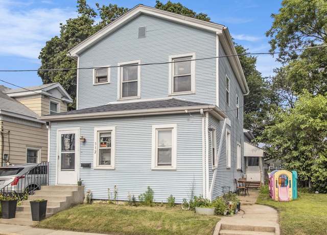 Property at 312 Fisher Ct, Mishawaka, IN 46544, 3 beds, 2 baths