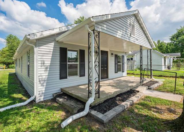 Property at 2550 N Buckeye St, Kokomo, IN 46901, 3 beds, 1 bath