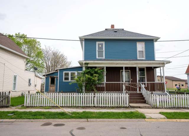 Property at 503 Court St, Huntington, IN 46750, 4 beds, 1.5 baths