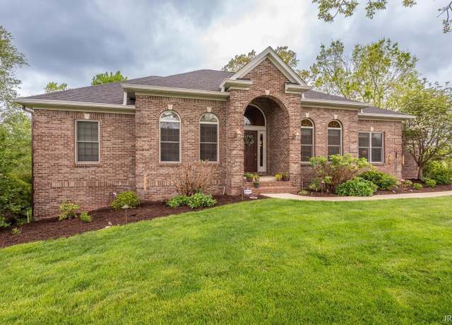 Property at 4650 S Amber Dr, Bloomington, IN 47401, 5 beds, 4 baths
