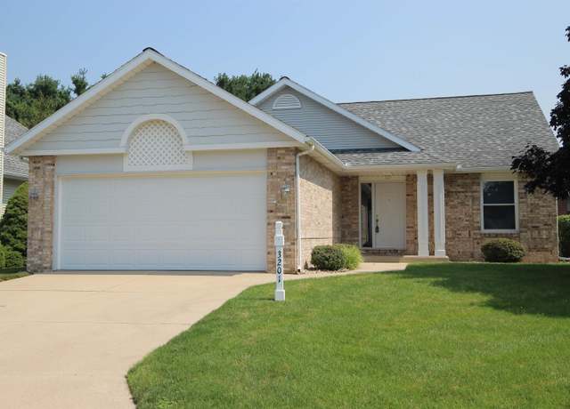Property at 3201 Village Ct, Goshen, IN 46528, 2 beds, 2 baths