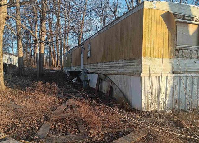 Property at 5543 S CR 375 Hwy W, Greencastle, IN 46135, 2 beds, 1 bath