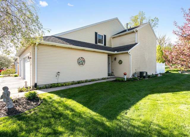 Property at 1003 Wheatstone Dr, Mishawaka, IN 46544, 4 beds, 2.5 baths