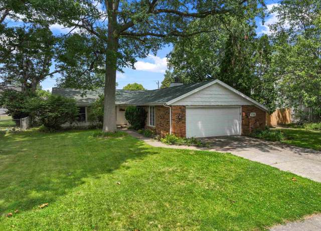 Property at 2231 Skyhawk Dr, Fort Wayne, IN 46815, 3 beds, 2 baths
