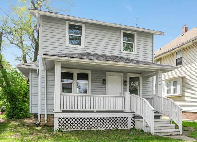 Property at 2922 Plaza Dr, Fort Wayne, IN 46806, 2 beds, 1.5 baths