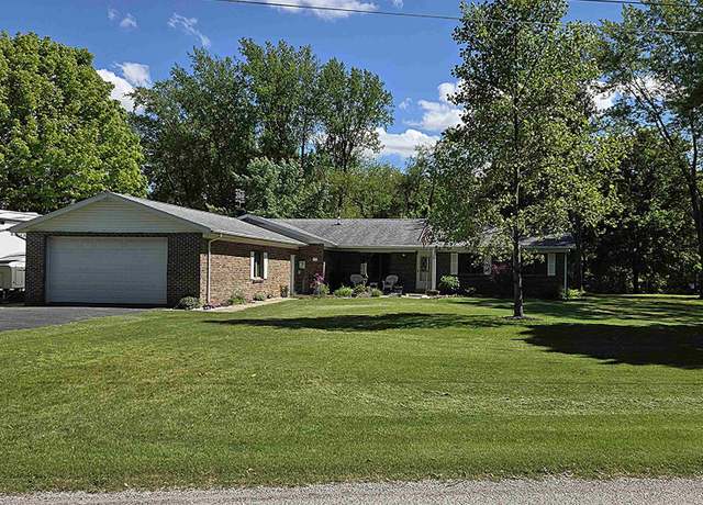 Property at 15 EMS B28a Ln, Pierceton, IN 46562, 3 beds, 2 baths