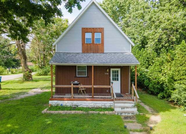 Property at 1208 W Wabash Ave, Logansport, IN 46947, 3 beds, 2 baths
