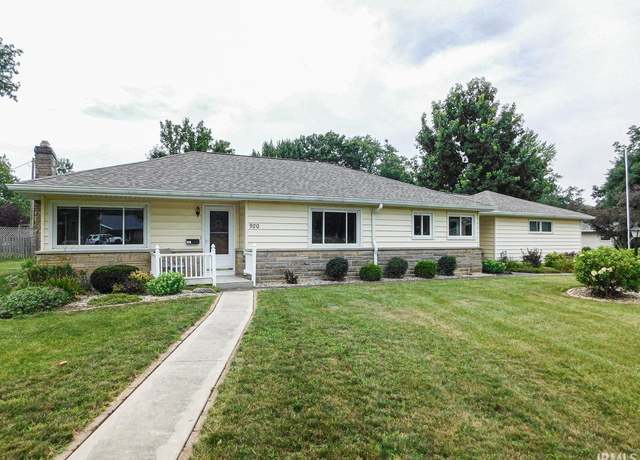 Property at 920 Sycamore Ln, Bluffton, IN 46714, 3 beds, 2 baths