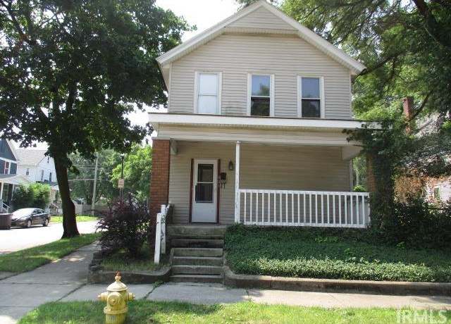 Property at 401 W Williams St, Fort Wayne, IN 46807, 3 beds, 1.5 baths