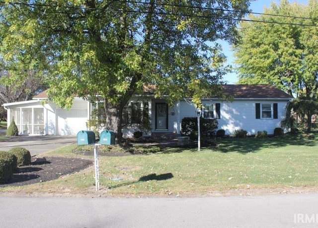 Property at 334 Moore Ave, Dunkirk, IN 47336, 3 beds, 1.5 baths