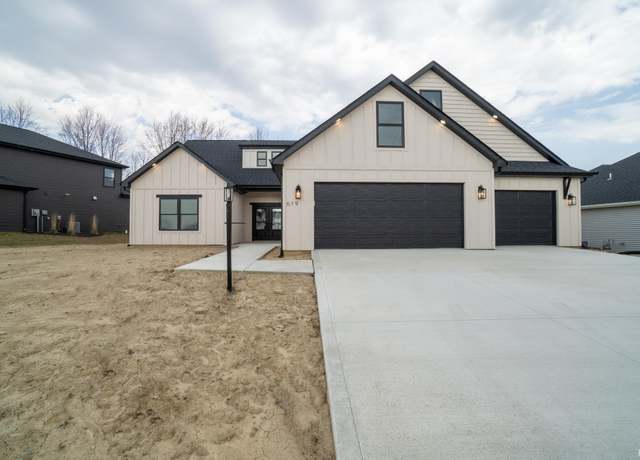 Property at 619 Sandringham Pass, Fort Wayne, IN 46845, 3 beds, 2.5 baths