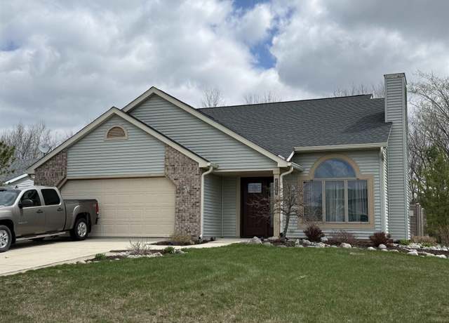 Property at 2126 Glen Hollow Dr, Auburn, IN 46706, 4 beds, 2.5 baths
