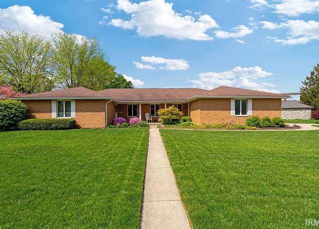 Property at 2901 E Osage Dr, Kokomo, IN 46902, 4 beds, 2.5 baths
