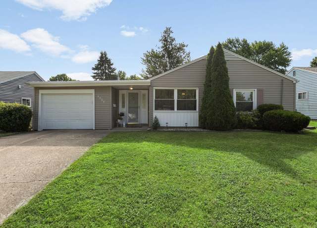 Property at 4026 Brookton Dr, South Bend, IN 46614, 3 beds, 1 bath