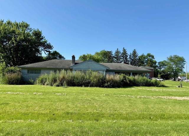 Property at 4616 Alberta Dr, Fort Wayne, IN 46806, 3 beds, 2 baths