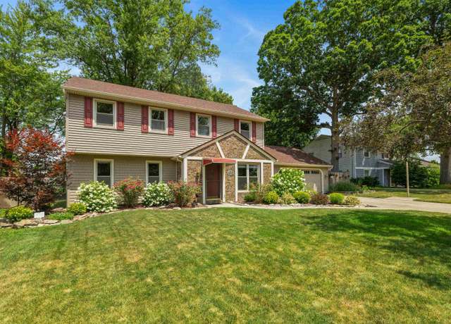 Property at 4217 Tamarack Dr, Fort Wayne, IN 46835, 4 beds, 2.5 baths