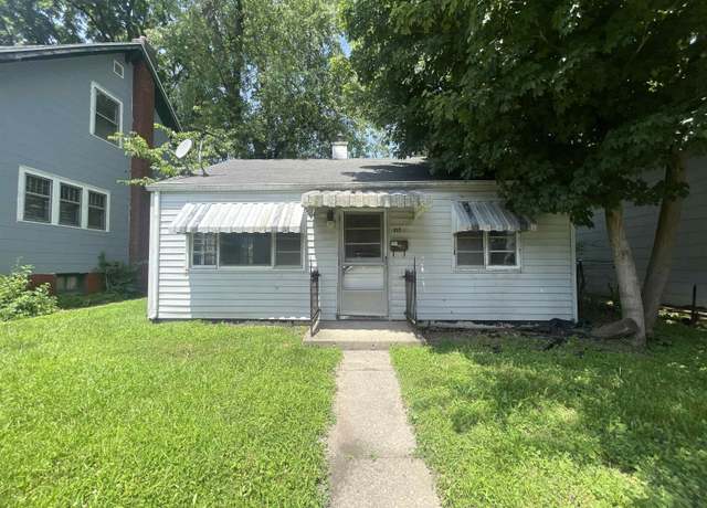 Property at 612 5th St, Fort Wayne, IN 46808, 2 beds, 1 bath