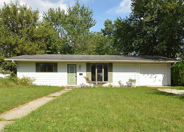 Property at 6918 Palmetta Ct, Fort Wayne, IN 46825, 2 beds, 1 bath