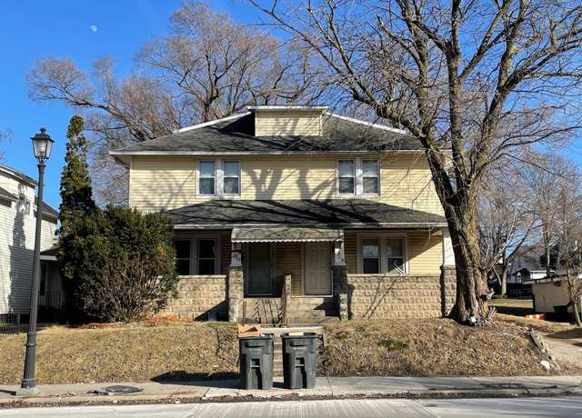 Property at 1910-1912 Miami St, South Bend, IN 46613, 6 beds, 3 baths