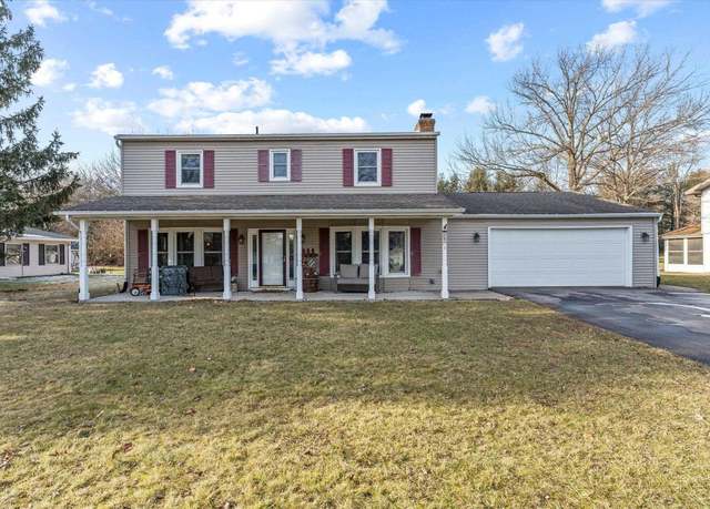 Property at 15635 Winding Brook Dr, Mishawaka, IN 46545, 5 beds, 3.5 baths