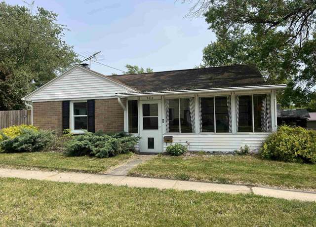 Property at 502 Middlebury St, Goshen, IN 46528, 2 beds, 1 bath
