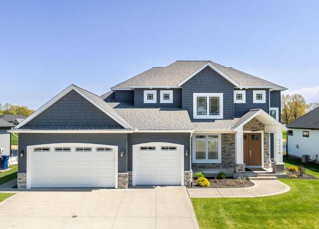 Property at 11270 Albany Ridge Dr, Osceola, IN 46561, 6 beds, 5 baths