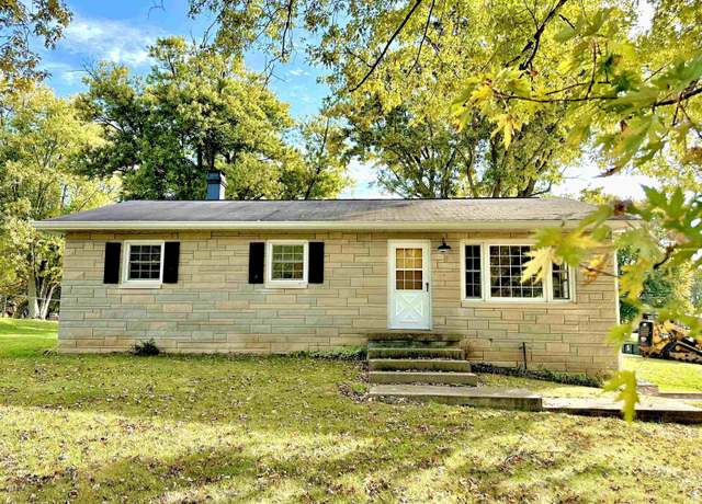 Property at 705 E Crestline Dr, Bloomington, IN 47401, 3 beds, 1 bath