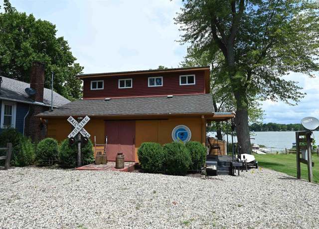 Property at 6962 E 150 North, Kewanna, IN 46939, 2 beds, 1.5 baths